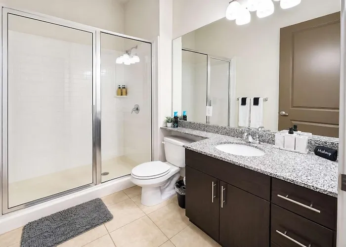 Apartment 2br Modern Downtown Near Bok Center *
